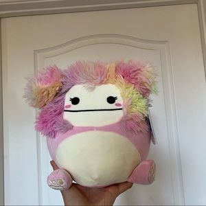 NWT 8 inch Caparinne the Bigfoot Squishmallow